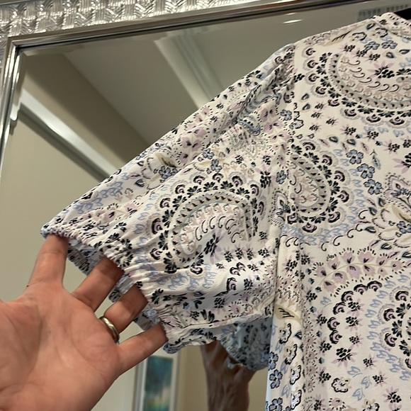 Loft Paisley Puff Sleeve Button dress. Easy breezy summer dress drop waist. - Picture 5 of 6